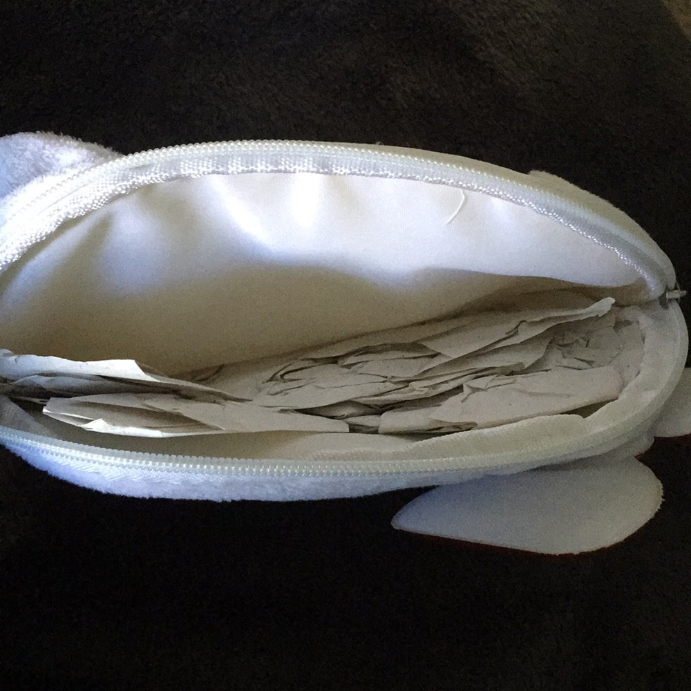 Hello Kitty Pouch - Picture 4 of 5